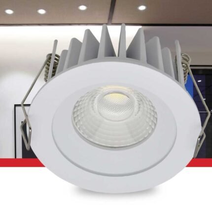The Prelux PISA downlight achieves a highly efficient 100 lumens per watt by adopting super high lumen COB LEDs coupled with a prismatic lens. The smart cooling system is specially designed with vertical fins to allow air to flow smoothly around the fixture, greatly increasing the life of the LEDs. Available in 3000K and 4000K the dimmable Pisa is a versatile and attractive fitting for both domestic and commercial applications.